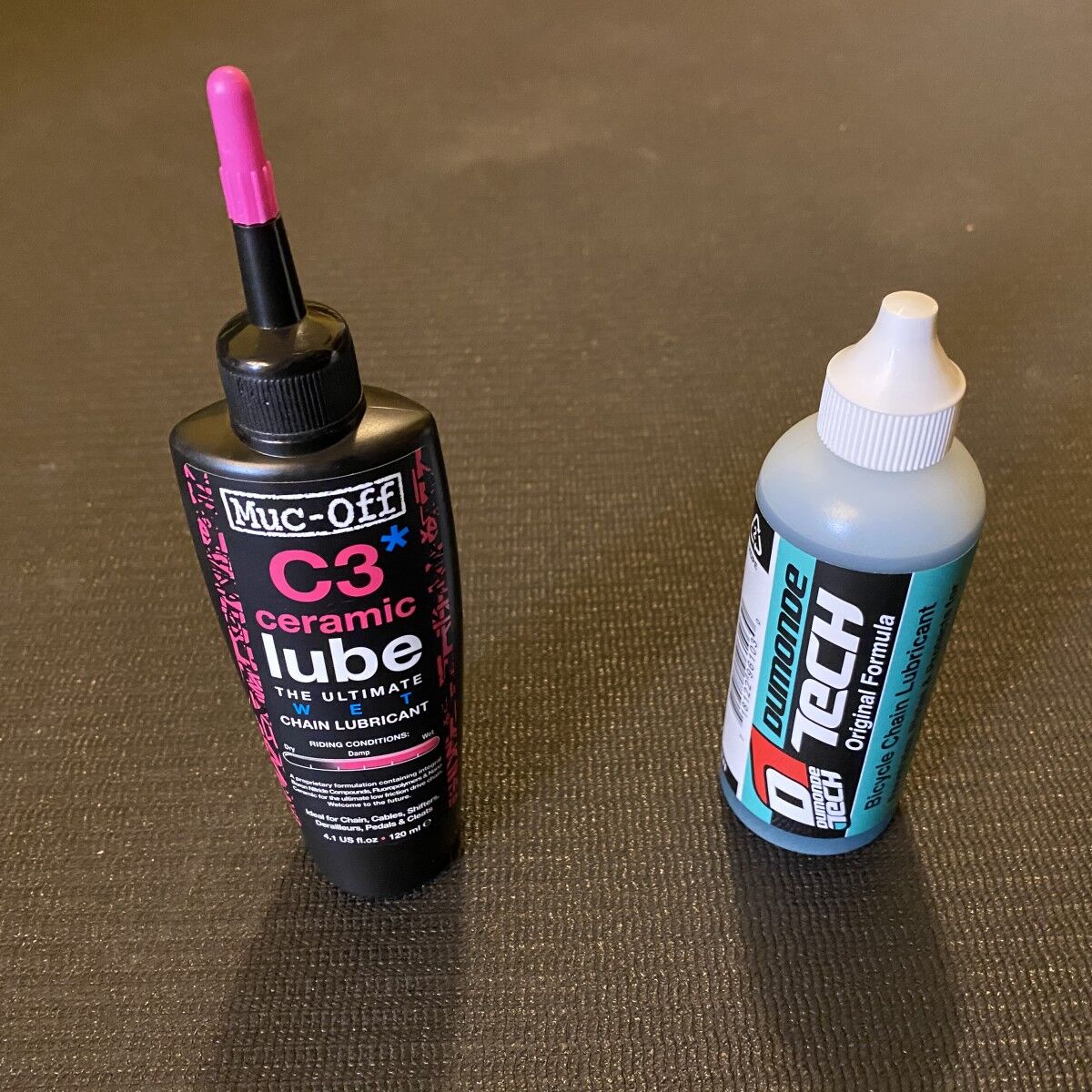VeloNutCom's tweet photo. A review of the #bicycle chain lubes I’ve been using lately. Muc-Off and Dumonde Tech go mano a mano! Two lubes enter, one lube leaves! Which lube will prevail? #cycling

https://t.co/gLVJONS4xR https://t.co/uYk4vY86BE
