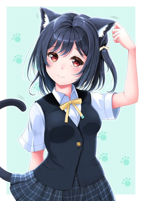 「あの……スクールアイドルってホントにこんな格好するんですか?」 