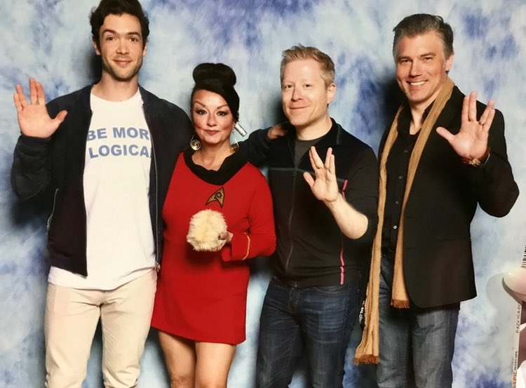 FPants29's tweet photo. #StarTrek #StarTrekUnitedGives One of my fave #StarTrekStory moments w @ansonmount @albinokid @ethangpeck @OttawaCC 2019 https://t.co/SOXY1atl8Q