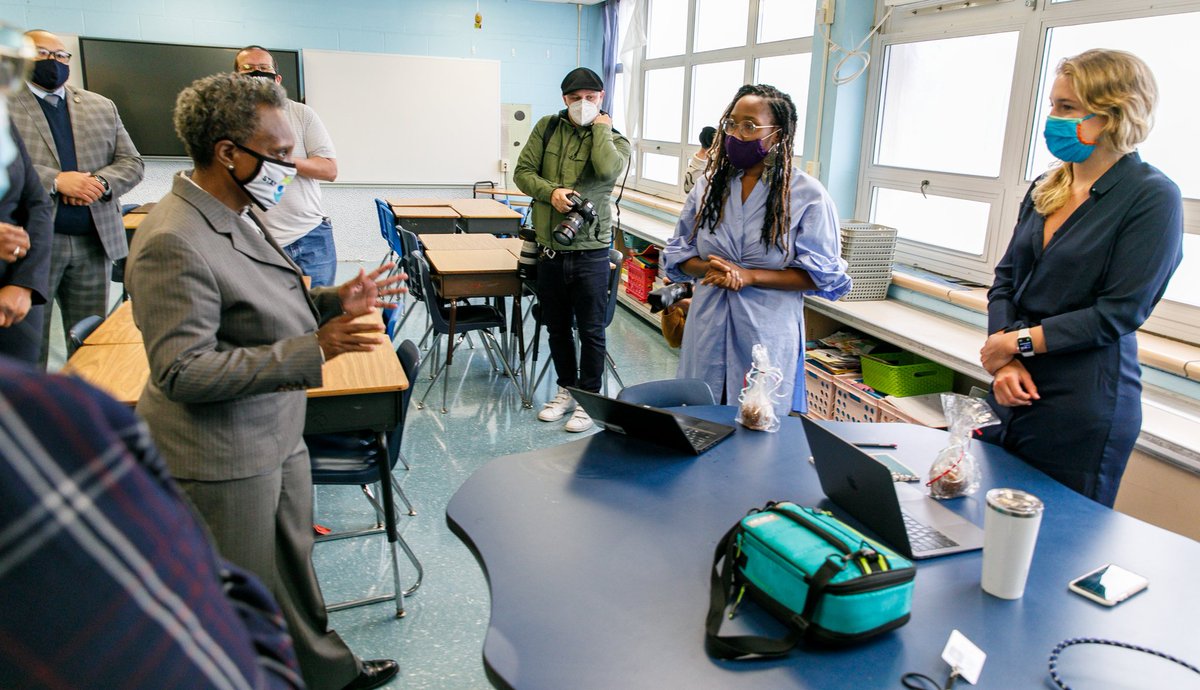 Janice K. Jackson (@janicejackson) on Twitter photo Much respect to Prin. Thurmond & her team <a href="/KingESChicago/">King Academy of Social Justice (CPS)</a>. Today we saw new & veteran teachers making it work for our babies. What we didn't see in the weeks leading up to today-all the calls, home visits, care packages prepared, etc. But the planning & preparation is apparent. 💪🏾 Much respect to Prin. Thurmond & her team <a href="/KingESChicago/">King Academy of Social Justice (CPS)</a>. Today we saw new & veteran teachers making it work for our babies. What we didn't see in the weeks leading up to today-all the calls, home visits, care packages prepared, etc. But the planning & preparation is apparent. 💪🏾