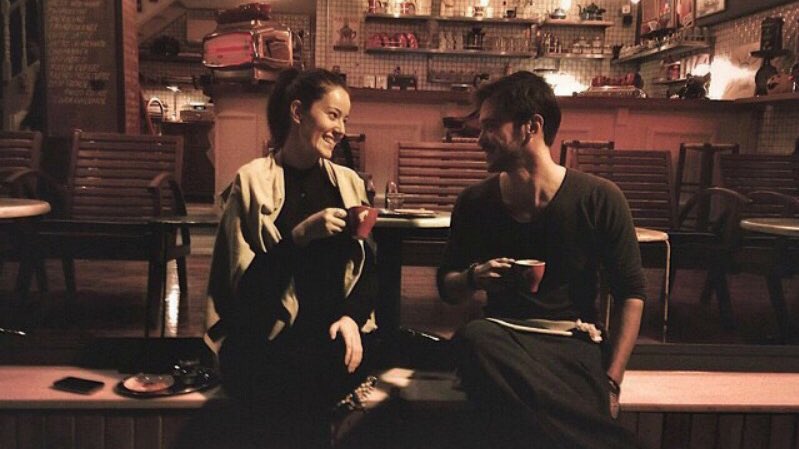 "واختر خليلَ قلبك بحكمةٍ فليست كُلّ القلوب بالقلوب تليقُ 
واختر لنفسك شخصًا إذا قَست عليك الأيام يكن لكَ فيه عشمٌ لا يخيب". ❤️