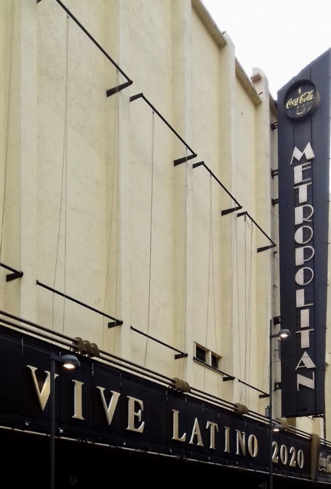 Estamos muy felices y orgullosos, junto con nuestros hermanos del <a href="/TMetropolitanMx/">Teatro Metropólitan</a> porque hoy cumplen, nada menos que 77 años 😱

Cuál ha sido su mejor show con ellos ?

Felicidades 🎈🎉🎊🍾 

#Metropólitan77