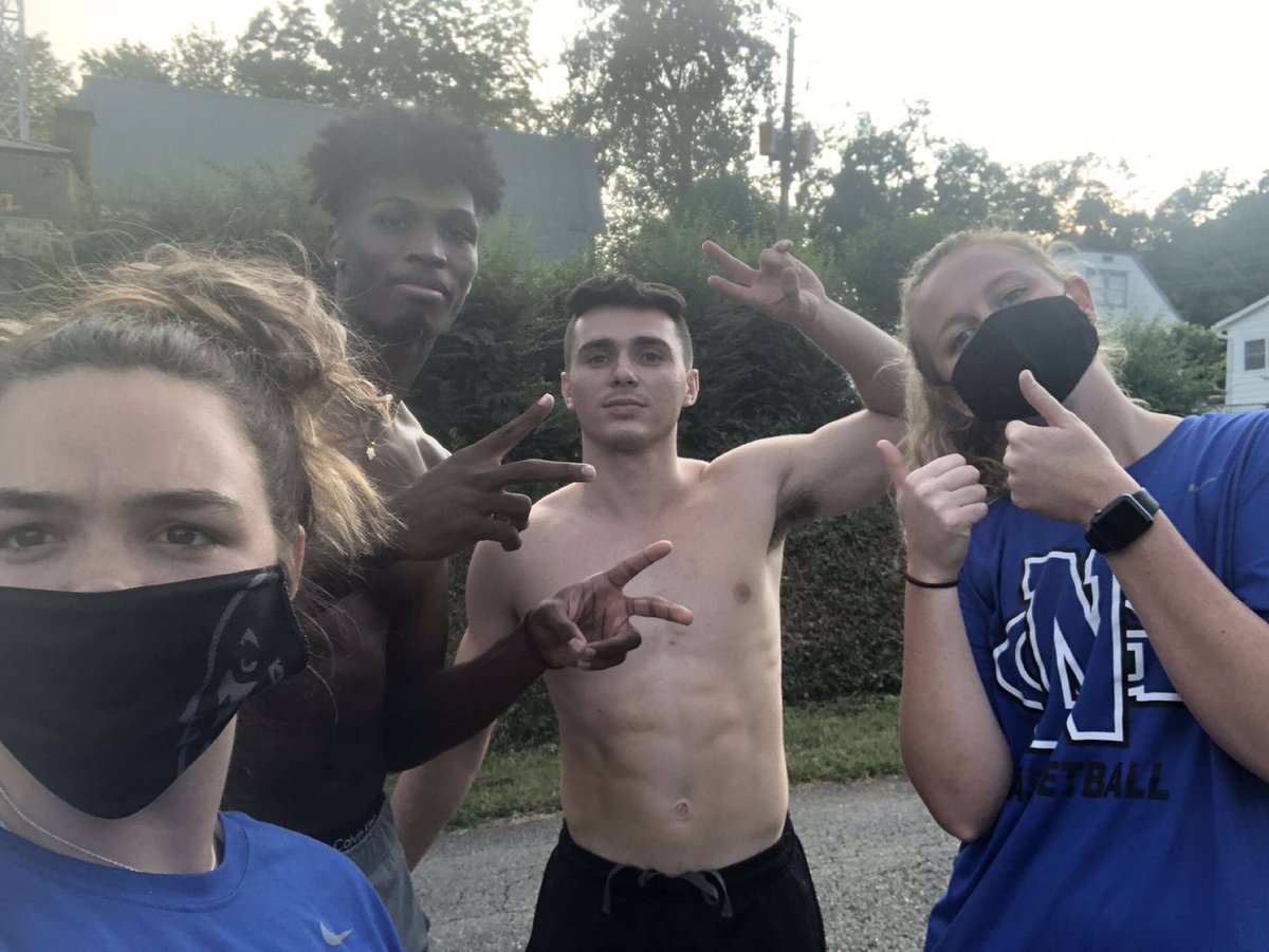 #NightHawkScavengerHunt 
@amskidg32