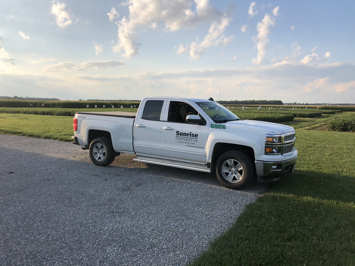 FinneyCCA's tweet photo. Just finished up meeting up with some growers with @auggiesmithohio and Dylan Schmitt to get ready for 2021 @WinFieldUnited  #AnswerPlots #WinTheDay https://t.co/hfJIAML19x