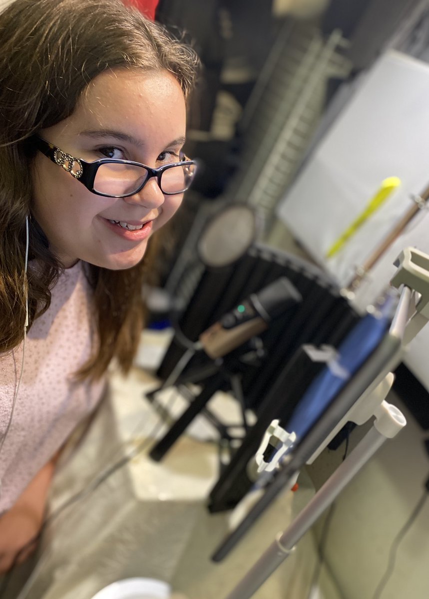 iamjohannacolon's tweet photo. Improving my recording space little by little! Back to work! #childactress #johannacolon #latinasinfilm #representationmatters #boriqua #workhardplayhard #lilangelsunlimited #m4l #thecomedyconservatory #troopzero #feelthebeatmovie #euphoria https://t.co/tYl3Gh4IvO