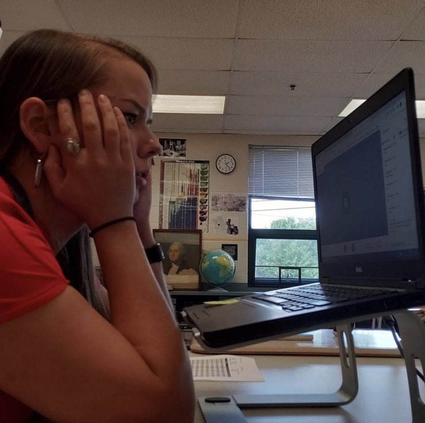 CCPS_FSKEagles's tweet photo. FSK - we can do virtually anything !  Thanks for a great first day ! #KeyStrong 
Thanks for the pics @YearbookFsk - check your school email to see how to submit pics! https://t.co/qfeOX6rzcB