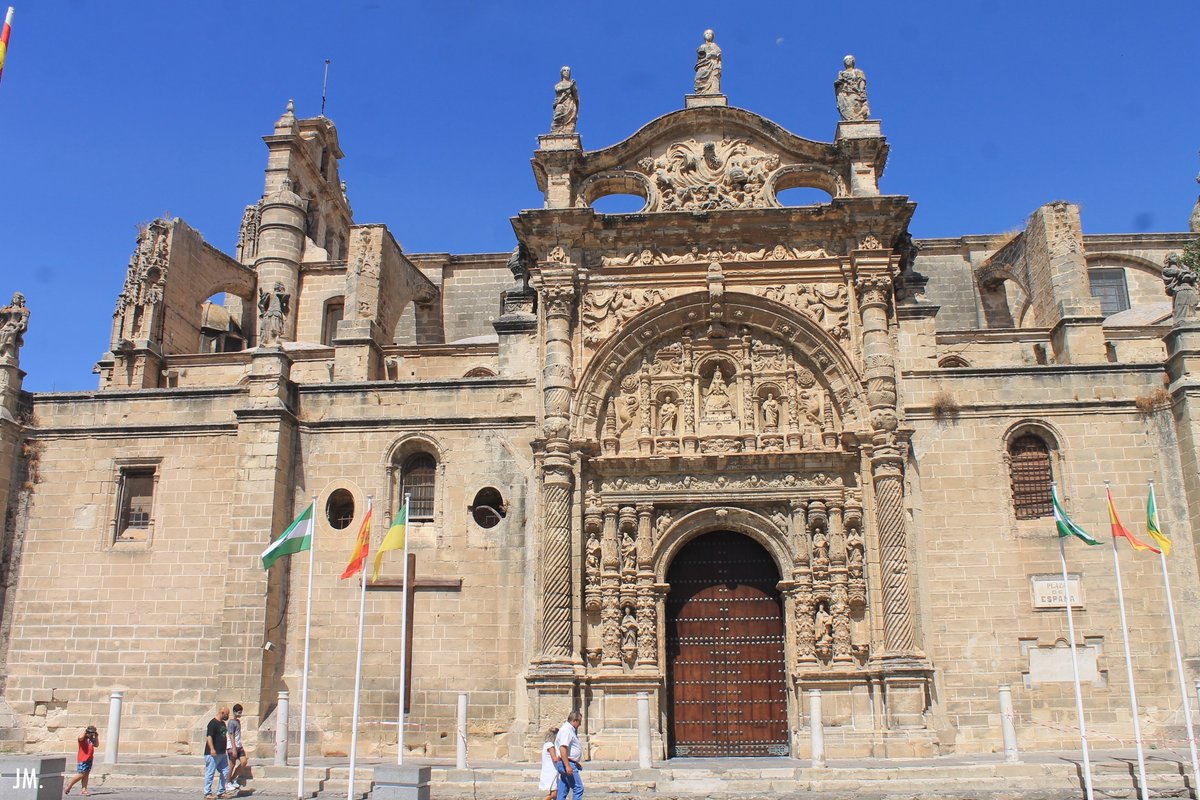 Juanma_Rodrive's tweet photo. Prioral, Basílica y Santuario de Ntra. Sra. de los Milagros.

(El Puerto de Santa María, Cádiz) https://t.co/YyveRzJNjF