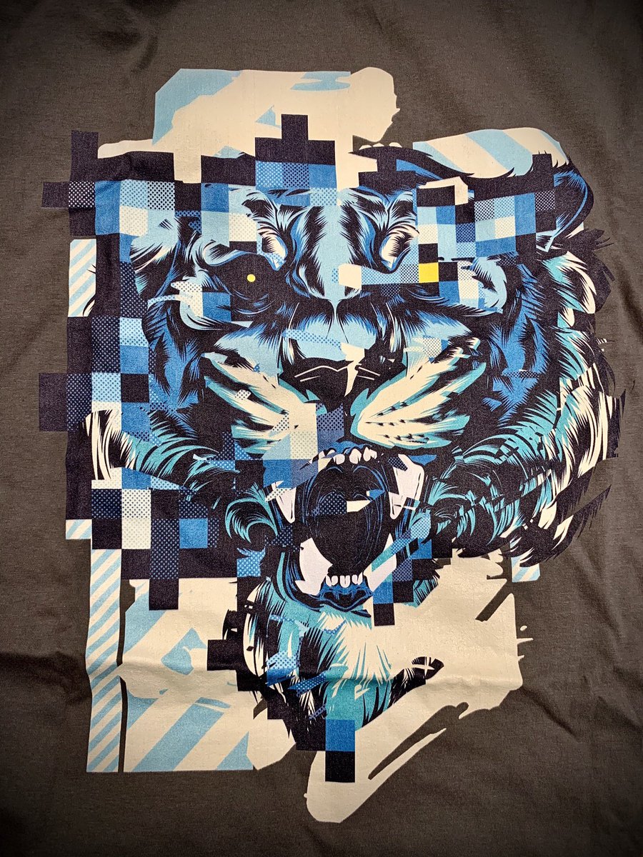 Kaeno's tweet photo. .@hydro74 WOW, The quality of this print is hands down the best I’ve seen in a long time, from an independent designer. Amazing work! #hydro74 https://t.co/tv2BC3ODtJ
