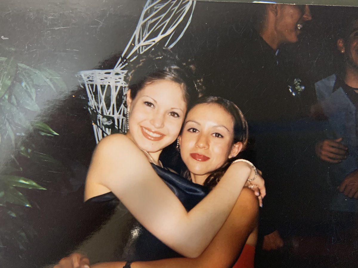 juliame83's tweet photo. Socorro high school Alumni week @SocorroStuco #bulldogpride #prom2002 @NVMoreno_ESS ❤️ @shsyerds https://t.co/qilZfBypOM