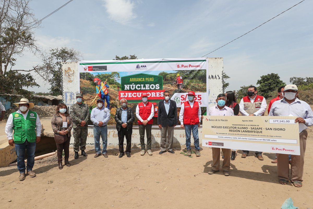 AgripinoJimenez's tweet photo. ⛏️ Además, se dio inicio a los trabajos de los Núcleos Ejecutores de #Illimo y #Pacora, para la limpieza de canales de riego y drenes, reactivando la economía de la región. https://t.co/QlZCtA5k62