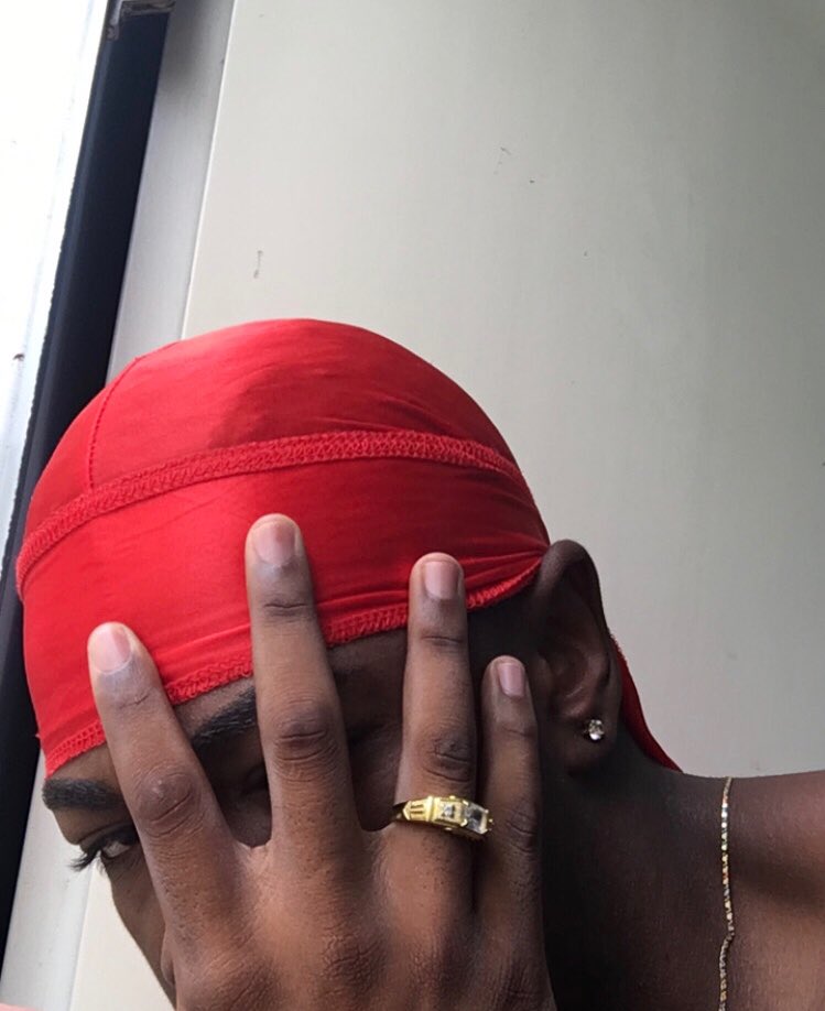 willmanolo_'s tweet photo. Garota eu me amo isso não é narcisismo👌🏿 https://t.co/3qixgfd3vE