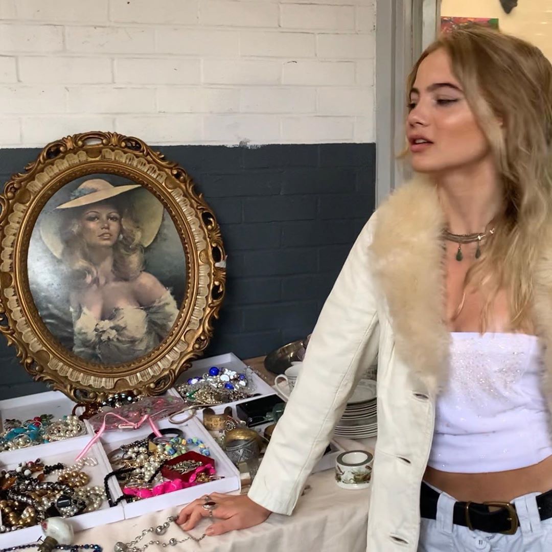 FreyaAllanFan's tweet photo. Pictures from Freya Allan's Instagram (August 16, 2020) https://t.co/X3bZUhHJbh