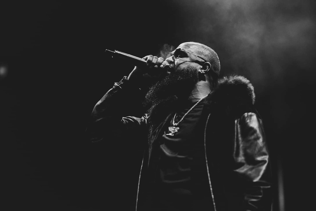 1stthreesongs's tweet photo. Happy 40th to @slimthug.

One of the few concerts we were able to shoot this year - @z_ro's birthday at @hobhouston, January 19th
.
.
.
#slimthug #1stThreeSongsBirthdays
#firstthreenoflash
#firstthreesongs #1stthreesongs #houseofblueshouston #HOB #slimth… https://t.co/wkEGbom2wz https://t.co/9gaq2S5Rak