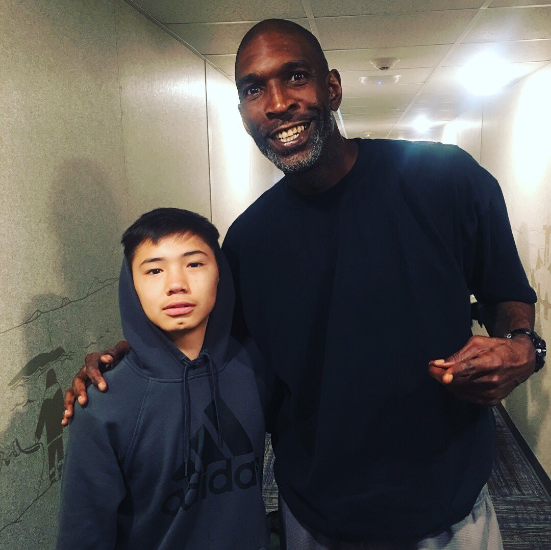UknightedWorld's tweet photo. Me and #1 nba draft pic in Barrow with Lars and Mikal Nelson in 2018. Huge shout out to our north slope family for always supporting #pfsg cannot wait for our return! https://t.co/pW2QipTMMW