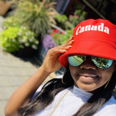 DavinaKalenga's tweet photo. #NouvellePhotoDeProfil https://t.co/V3Rt9i9wbP