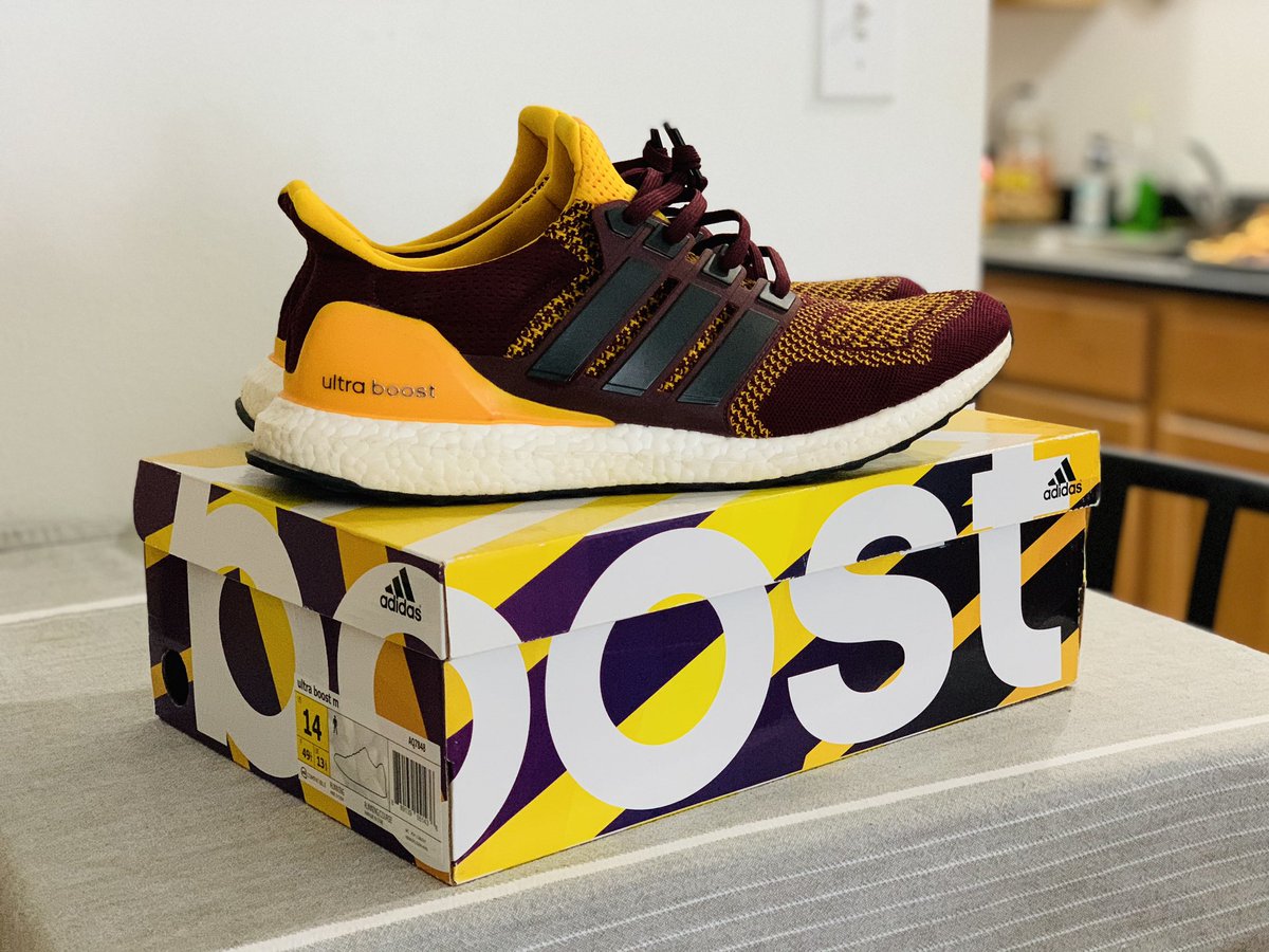 BigGuysNeedHugs's tweet photo. Looking to sell a couple pair. 
men’s 13-14s
BEST OFFER TAKES THEM
Shoot your shot. I’m motivated to move them https://t.co/DPfSrn8n70