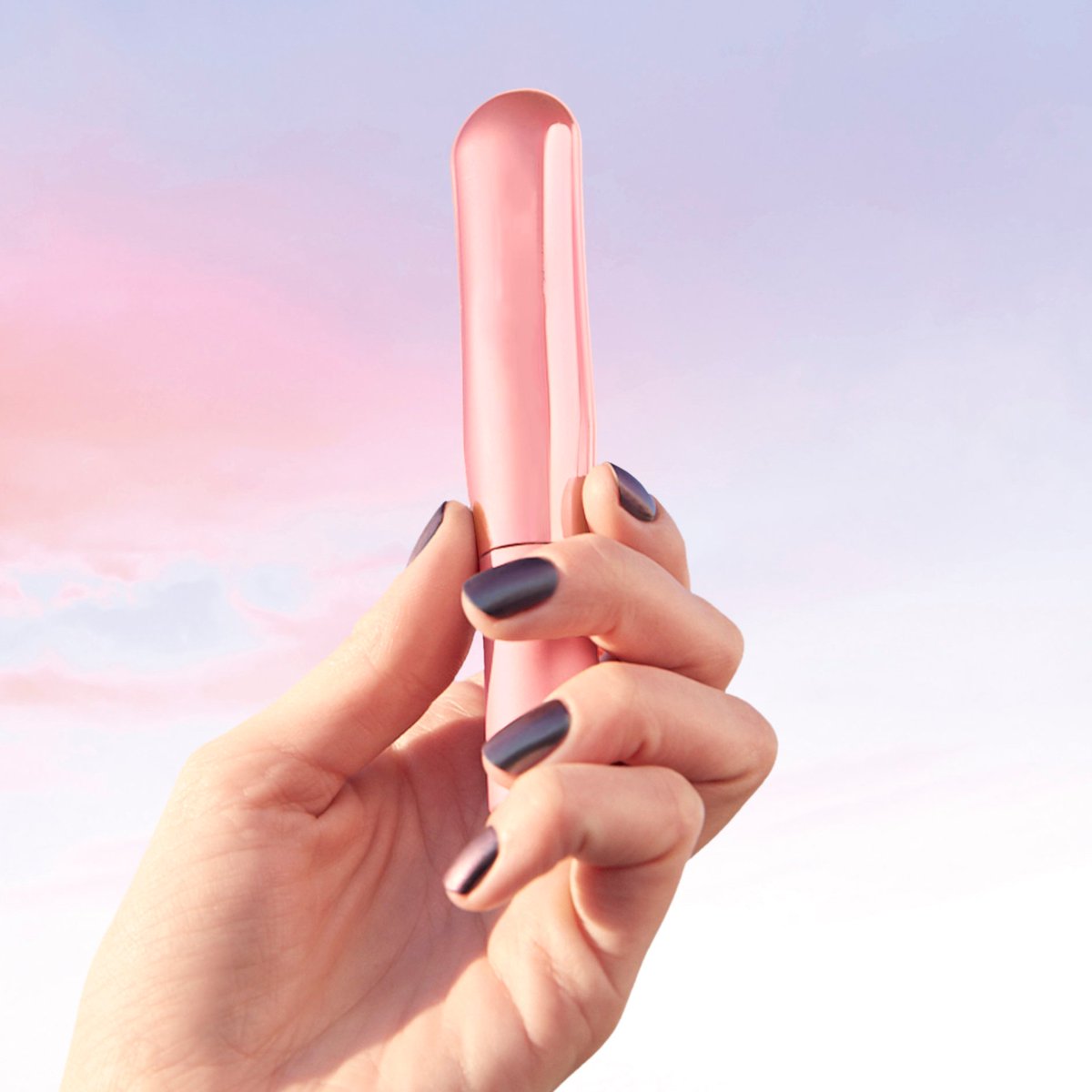 LOrealParisUSA's tweet photo. Who said 2020 was cancelled! This month we are going to blow away the rules of volume with the biggest drop of the year. Are you ready? https://t.co/KQrR06wfgj