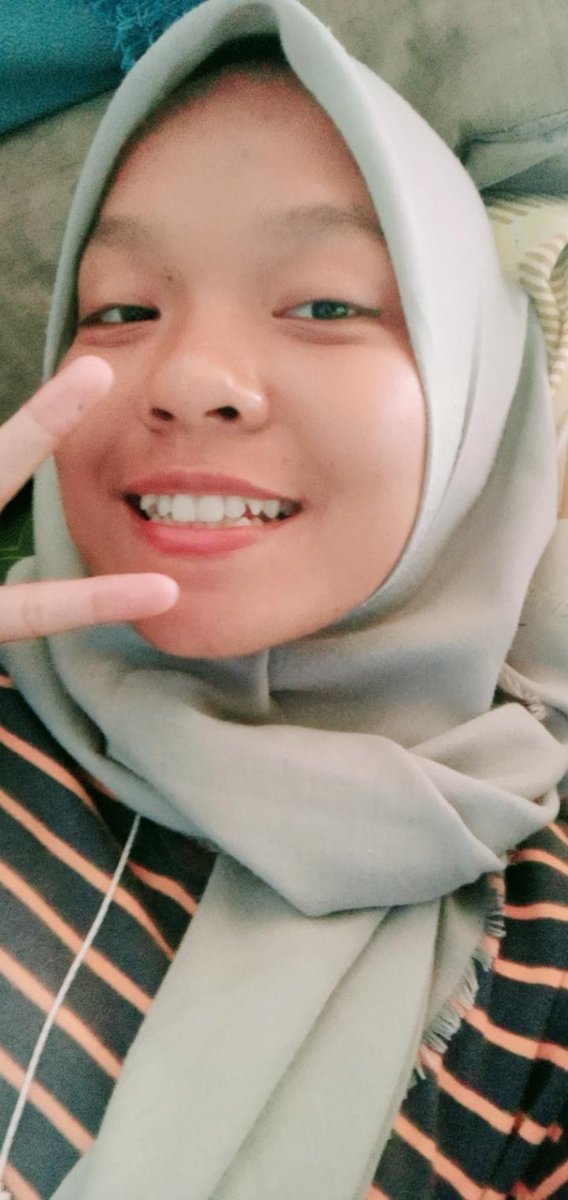achlyevil's tweet photo. gaada yang mau mutualan?
cantik gw pake filter doang -_-
#mutalan #Mutualankuy #mutualanyuk #MutualanAjaDulu #mutualantwitter #MutualMilenial #MutualanGakNih #mutualfunds https://t.co/0gqYcOqRl6