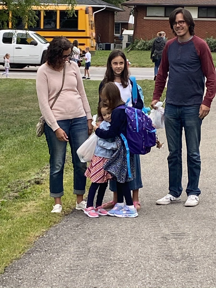 orchardparkdsbn's tweet photo. Happy hugs and happy hearts as our youngest βknocked it out of the ballparkβ today! #OPPS #OPStrong @dsbn https://t.co/y9WcIdCxr6