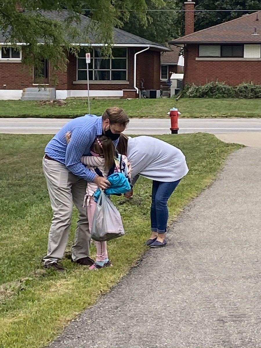 orchardparkdsbn's tweet photo. Happy hugs and happy hearts as our youngest βknocked it out of the ballparkβ today! #OPPS #OPStrong @dsbn https://t.co/y9WcIdCxr6