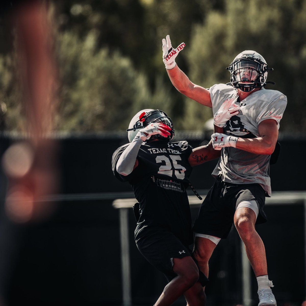 TheCoalition11's tweet photo. Never jump just because a receiver jumps if you’re not aware of where the ball is. You must locate the ball with your eyes to know when and how to go for it. If you can’t time it and play through the hands you must have enough power to make a play on it or pull it away. #CheetahU https://t.co/LjvETvf9RU