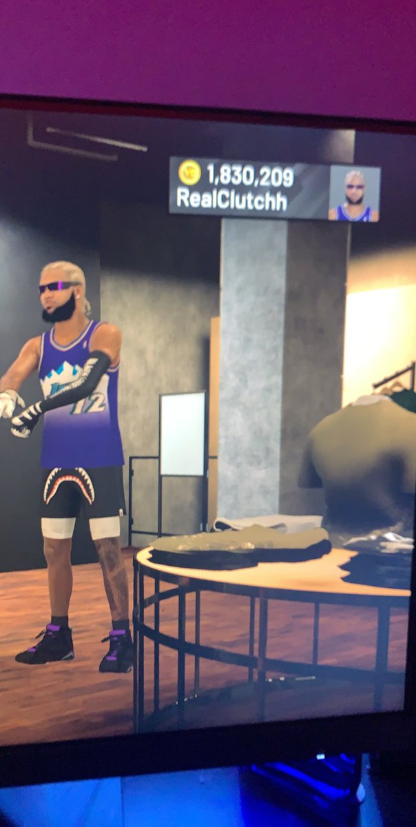 clutch_3s's tweet photo. Best vc glitch of ALL TIME 😭😭😭 10k rt’s ( NOBODY KNOWS THIS) 100k every 30min ❗️ https://t.co/Gem1ZZ7e6k