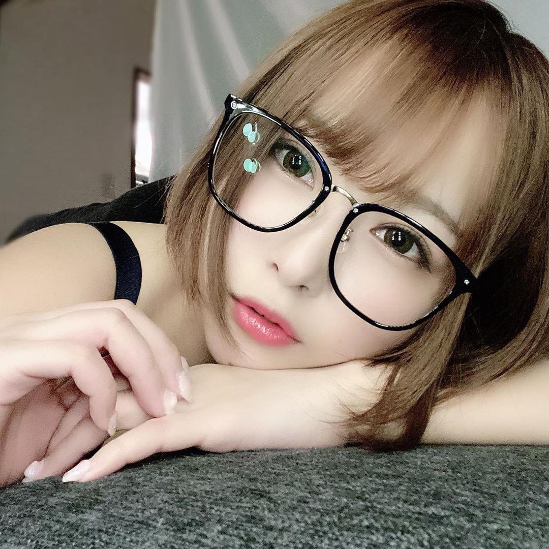 allyuvii's tweet photo. キレイ目系の時はピッタリ目とかが好きだけど、オーバーサイズのストリート系もそれはそれでかなり好き💘 https://t.co/zqmPjYqlAm
