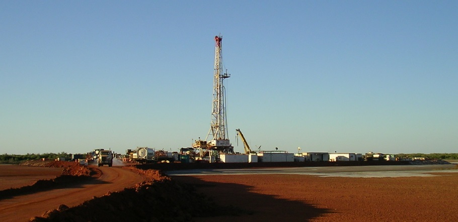 Gas4NT's tweet photo. The #Territory's #oilandgas sector has welcomed the new Ministry announced by Northern Territory Chief Minister @fanniebay 
There's an opportunity to continue to turn the #NT’s natural #resources into long-term prosperity and create more jobs
https://t.co/9ZQoYhKyay @TheNTNews https://t.co/cPykSbcNlA