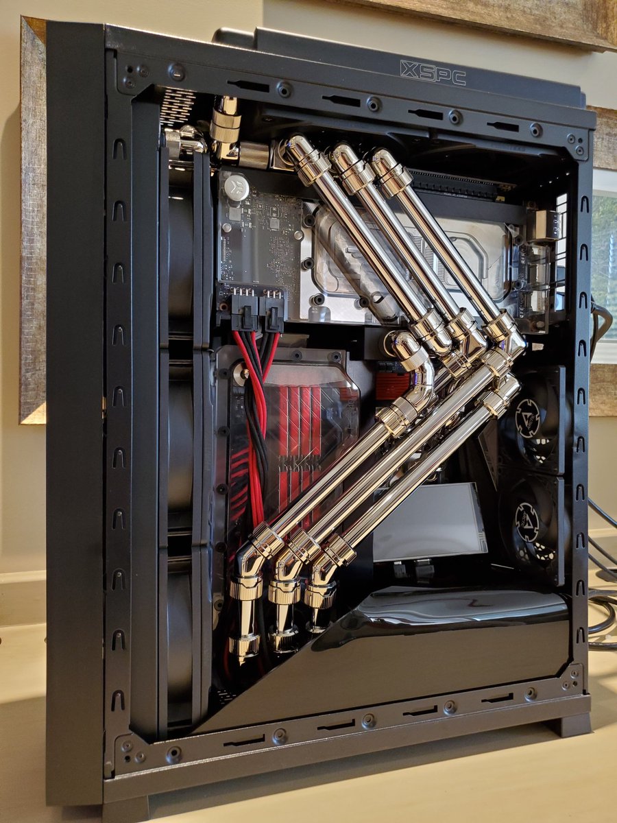TheRealStoph's tweet photo. @bitwitkyle @paulhardware Just finished
TT Core G3
8600k 5.1ghz 1.285v
MSI Ventus 2080 OC
Aorus z390 Master
Corsair SF600 w/ fan mod
TForce 32gb 3000mhz
250gb &amp; 1tb nvme
5x Arctic P12
2x Arctic P8
Noctua NF-a9x15
EK z370 monoblock + 2080 classic
EK FLT240 DDC
EK SE 360
XSPC TX240
FITTINGS
CHROME
NO MO $$$ https://t.co/LSaO3K6fRo