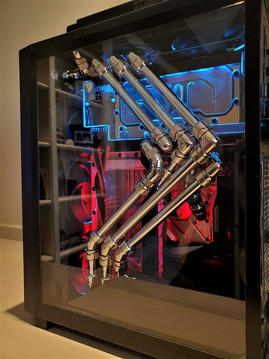 TheRealStoph's tweet photo. @bitwitkyle @paulhardware Just finished
TT Core G3
8600k 5.1ghz 1.285v
MSI Ventus 2080 OC
Aorus z390 Master
Corsair SF600 w/ fan mod
TForce 32gb 3000mhz
250gb &amp; 1tb nvme
5x Arctic P12
2x Arctic P8
Noctua NF-a9x15
EK z370 monoblock + 2080 classic
EK FLT240 DDC
EK SE 360
XSPC TX240
FITTINGS
CHROME
NO MO $$$ https://t.co/LSaO3K6fRo