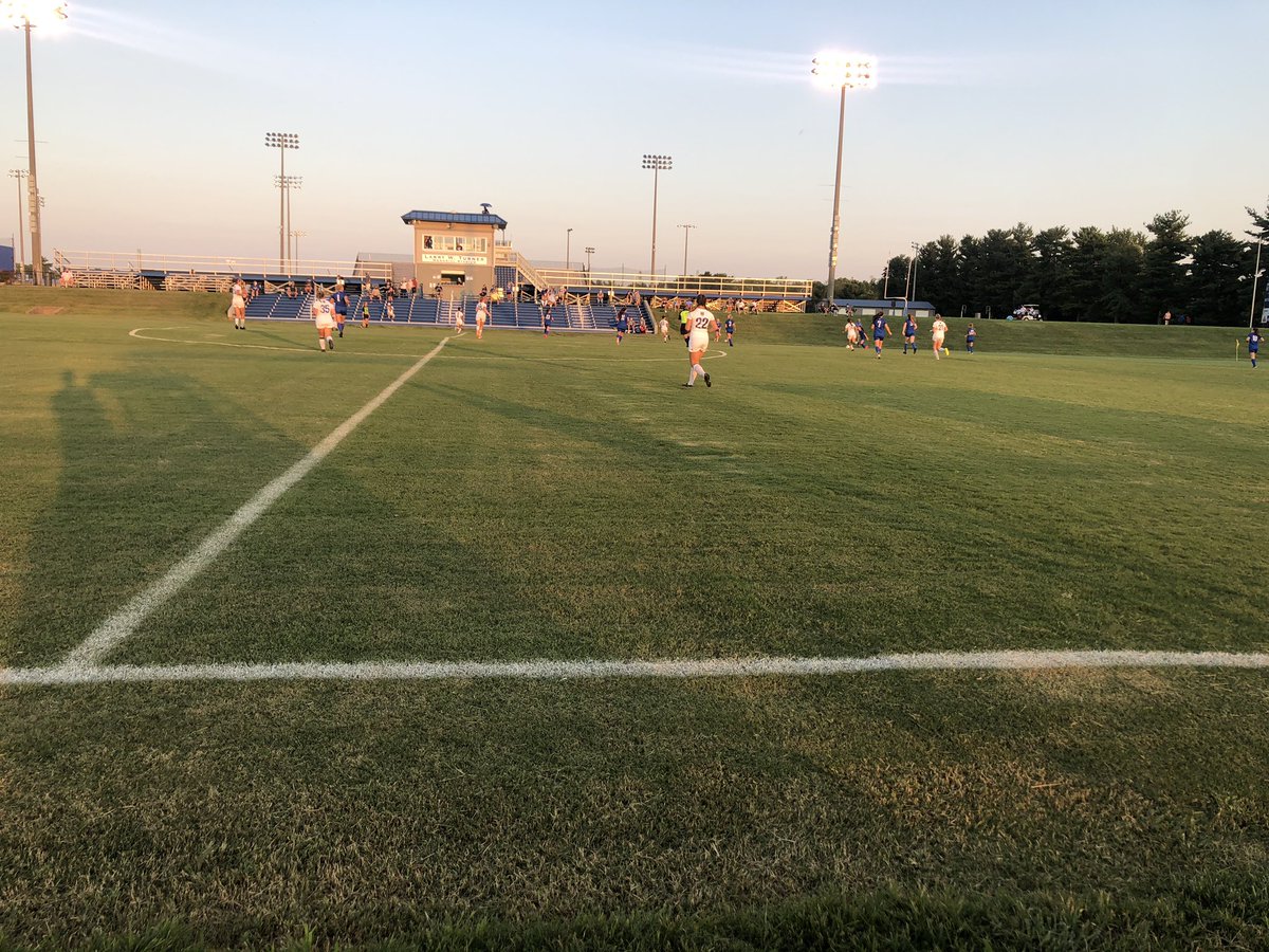LCA_SportsMed's tweet photo. After 6 months, we are so excited to see our student-athletes back on the field! We missed you @LCAathletics!
Go @LCAWomensSoccer!!!
#keepemhealthy https://t.co/W4JGMppTf0