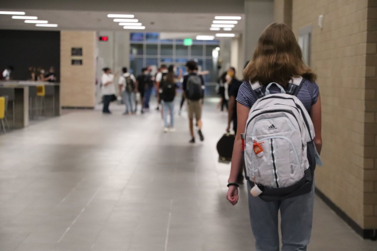 katyisd's tweet image. Today, was also a special first day back for our newest high school, @JhsWarriors! The JHS staff was excited to welcome the Face 2 Face students to their beautiful new campus. #KatyISD #SmartRestart