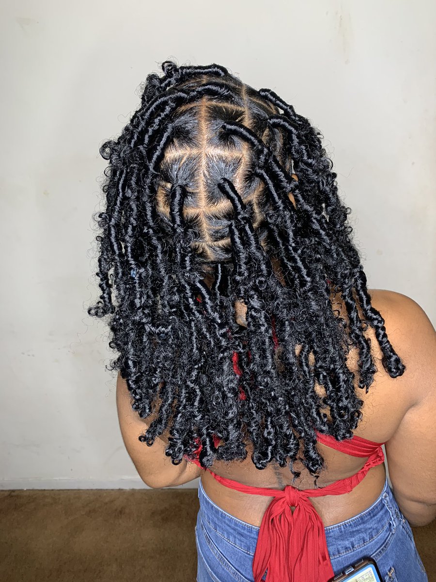 kedidmyhair's tweet photo. Hey Twitter🥰 Sooo This Happened Today #Butterflylocs 🦋
•
$15 Non-Refundable Deposit Required ‼️Deposit goes toward Total😊✨The Key to Quality Styles✨
•
#Atlantahairstylist #jacksonstyles #jsuhair #jsu23 #Jsubraider #Jsu24 #jsubraids #THEEiLove #butterflylocs https://t.co/VSi62KMozg