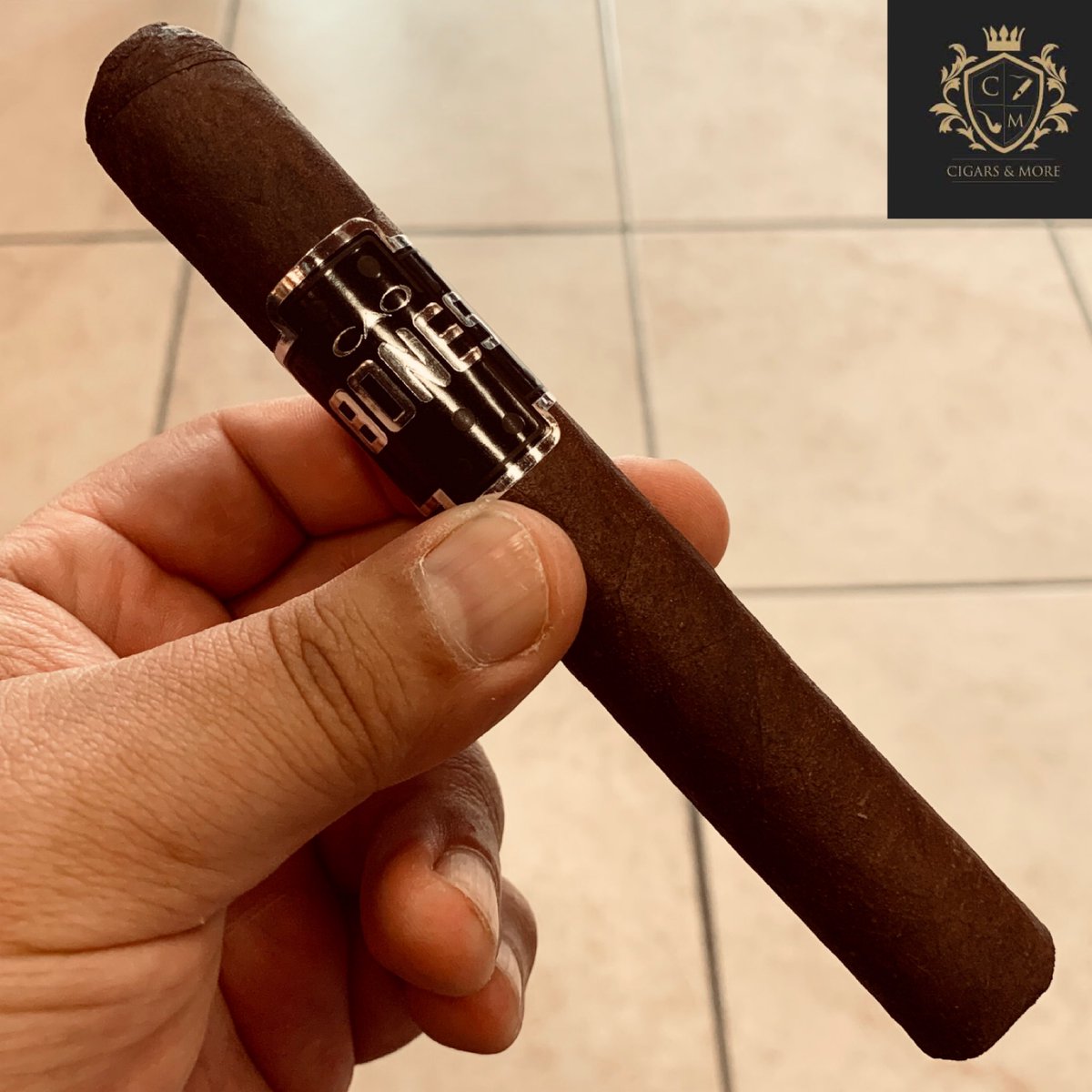 BakersfieldGent's tweet photo. Great smoke for the show today. @caocigars #cigar #cigars #cigaraficionado #cigarsociety #cigarsnob #cigarlife #cigarlifestyle #cigarlover #podcast #vlog #pic #picoftheday #tuesday #tuesdayvibes #luxurylifestyle #luxury #life #lifestyle #lifeisgood #bakersfield #explorethe661 https://t.co/jRATX833ln