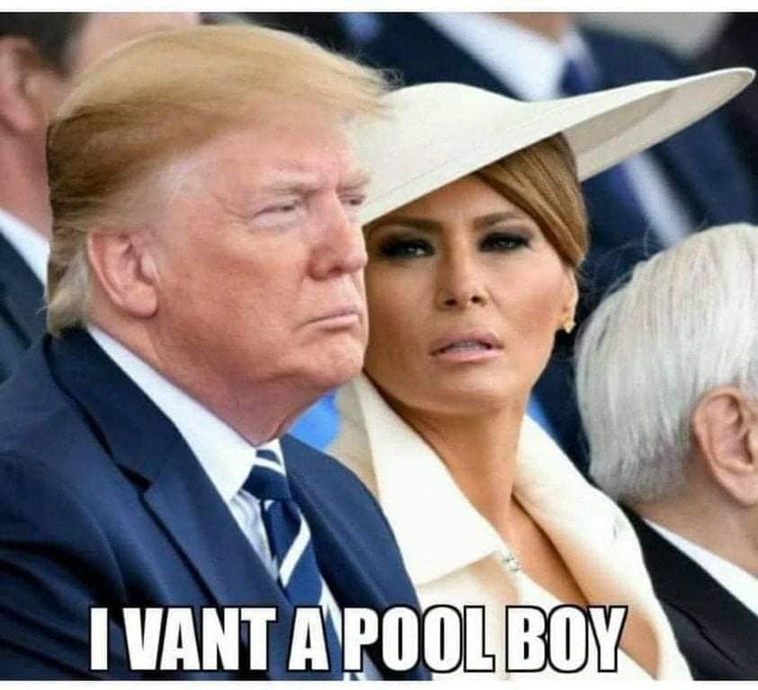 Durrell62's tweet photo. @FLOTUS #Resistance #USPS #BidenHarris #Press #Antifa #BLM #Protests #PutinsGOP #ArrestDeJoy #DictatorTrump #FascistMitch #NaziBarr #MSNBC #LincolnLeaks #MeidasTouch https://t.co/qllxrHj3ug