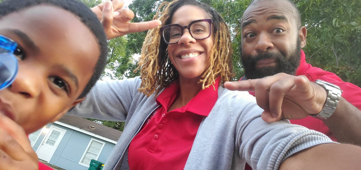 BowensPrek's tweet photo. Welcome Bray Prek Families! #hornsupforit https://t.co/S2w6TPbzsX