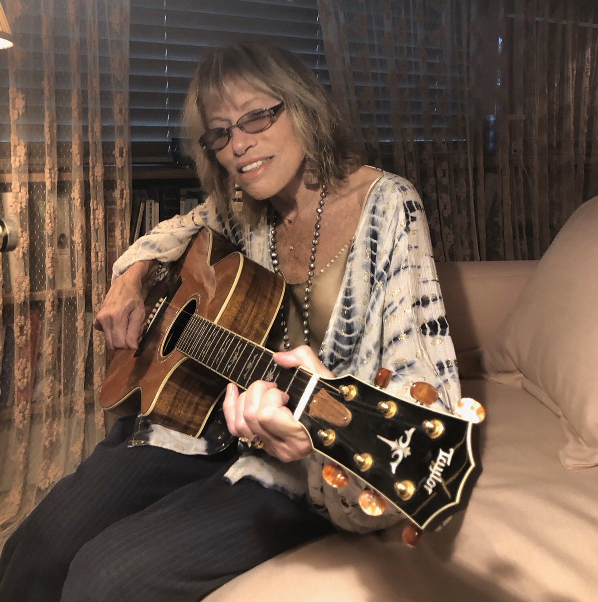 Carly Simon on X: Me and my guitar capturing some new words and