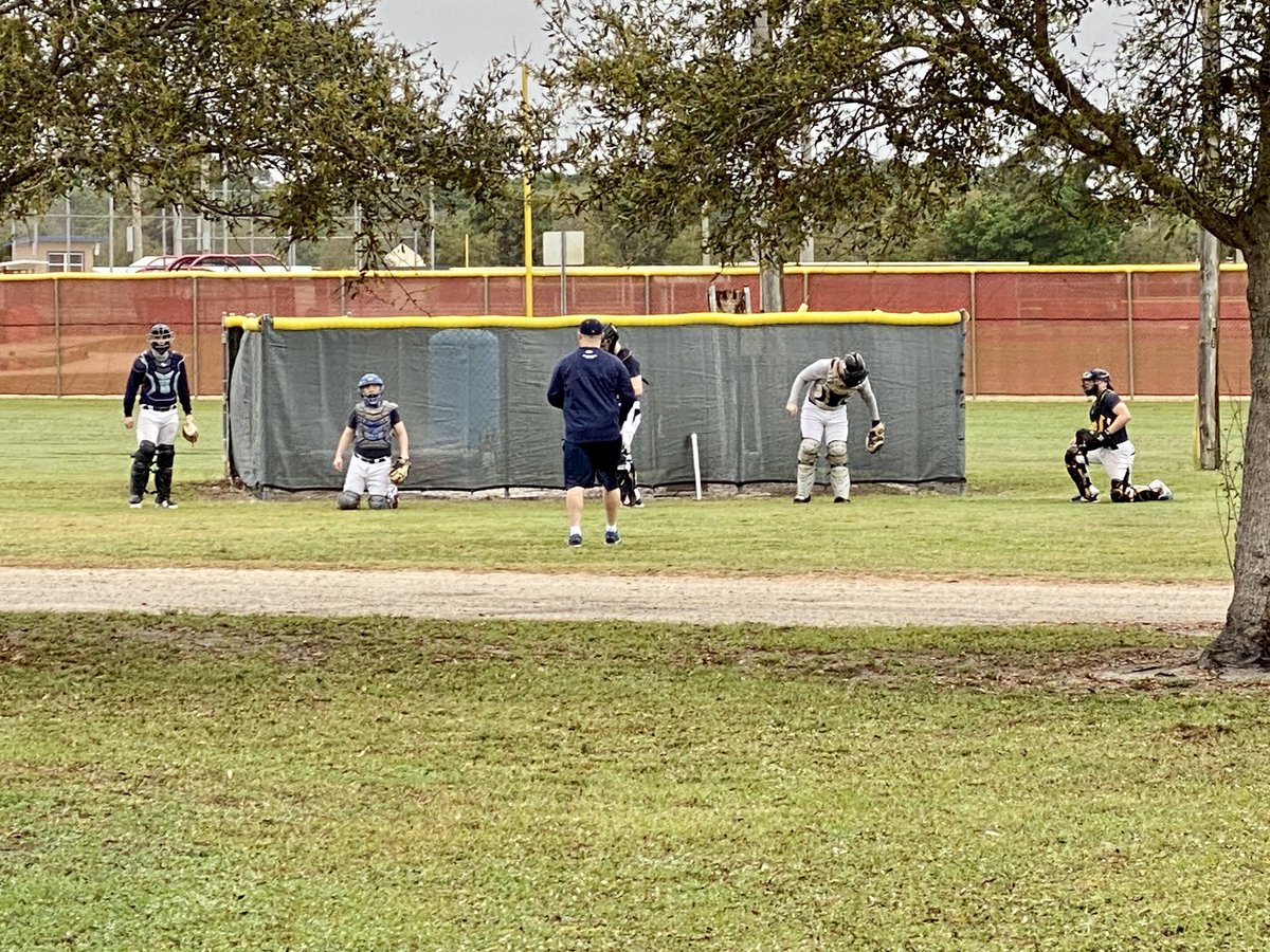 bucs_base's tweet photo. Please join us as we wish Coach @JMUL26 a Happy Birthday 🎂 !! Celebrate Coach!
#BucsLegend #BucsAlumni #GoBucs🏴☠️
@mmabuccaneers https://t.co/AqCiyLIcSd