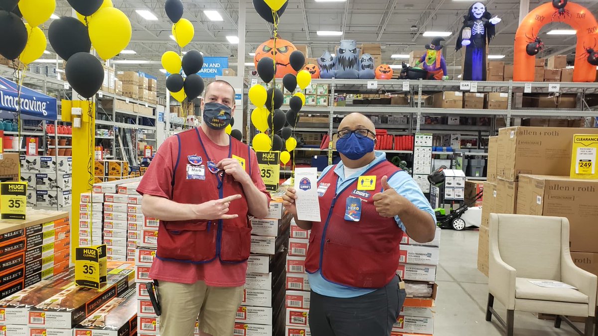 summiesindwani's tweet photo. Meet Mark from @Lowes_Canada #kitchener helping customers is part of his DNA smart service award #2 and more to come !!
Glad to have him on our team! https://t.co/cjpxGVXNAp