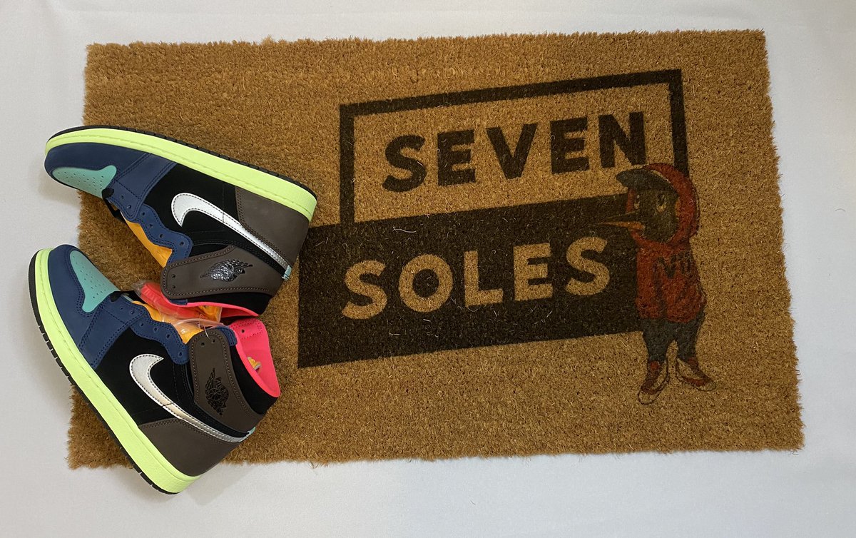 SevenSoles_'s tweet photo. ๐จ ๐งช๐งฌ๐งช๐จ
#nike #blackownedbusiness #femalesneakerhead #woyft #sneakerbardetroit #shoefeed1 #apartment5a #englishsole #detroit #snkrs #sneakercommunity #sneakersaddict #wdywt #solefresh #jumpman #msxsneakers #kickfeed #jordan #kicksonfire #nicekicks #hypebeast #complexkicks https://t.co/izvM80AlQg