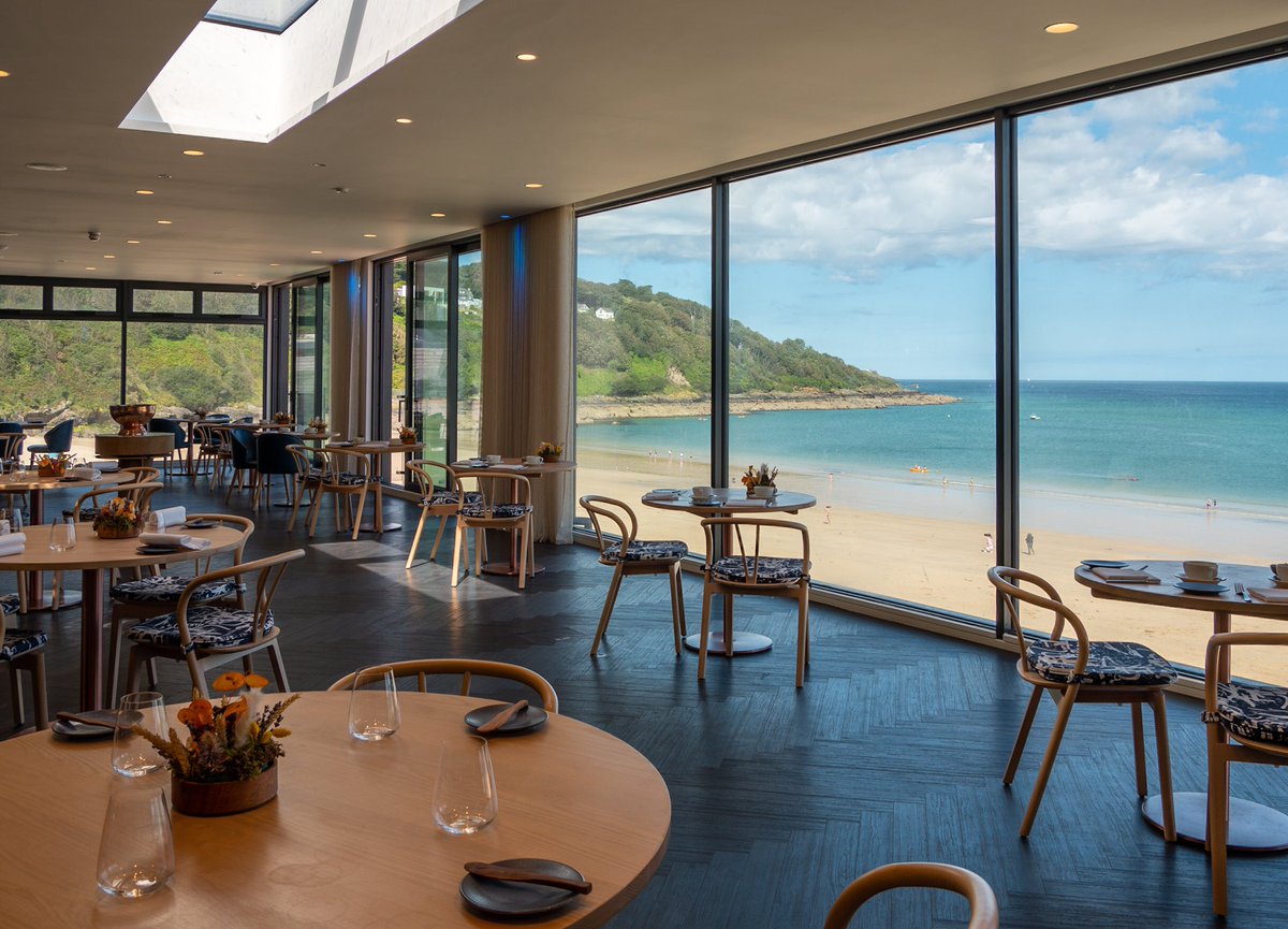 It was great to have a look at the new #Restaurant1894 @CarbisBayHotel last week. Now that’s what I call a view! @Cornish_Life @ILoveCornwallUK @em_luxton @WanderlustChloe @LumixUSA @LumixUK #dinnerwithaview #carbisbay