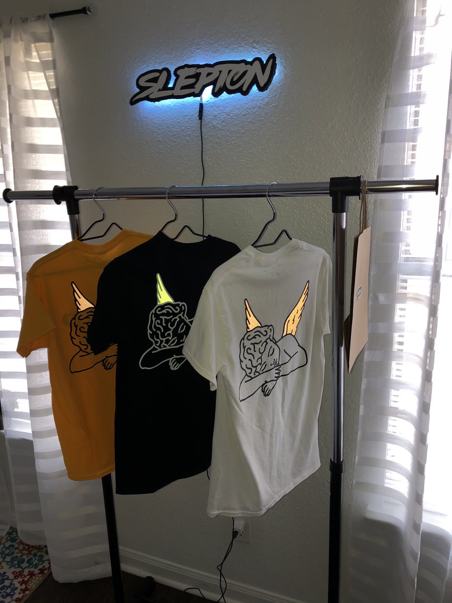 sleptonclo's tweet photo. Can I go viral again ?? 🙃 Shirts release tomorrow 🧩 https://t.co/gSiDR5ULya