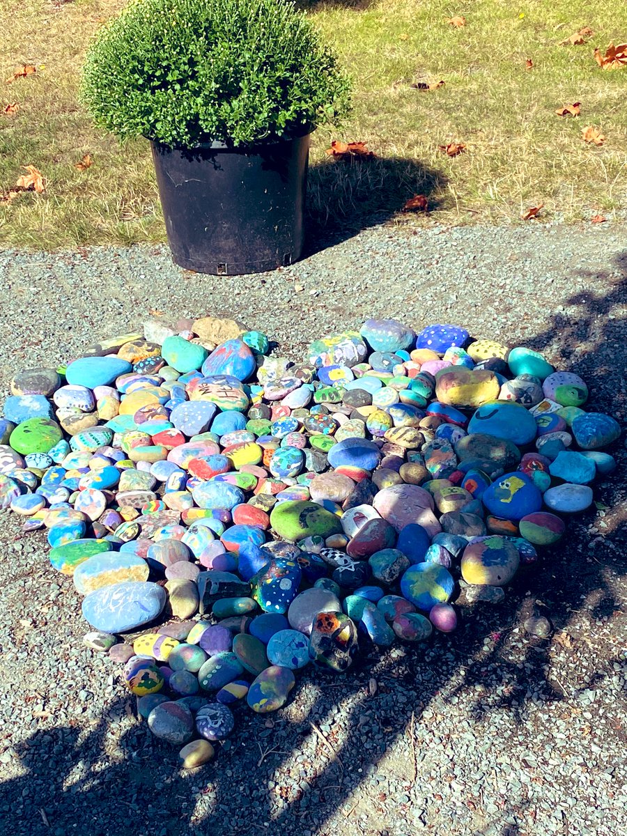 <a href="/SullivanElearns/">Sullivan Elementary</a> looking forward to a wonderful year! Be love.... <a href="/MrsAWilder/">Amy Wilder</a> <a href="/nikileech/">Niki Leech</a>