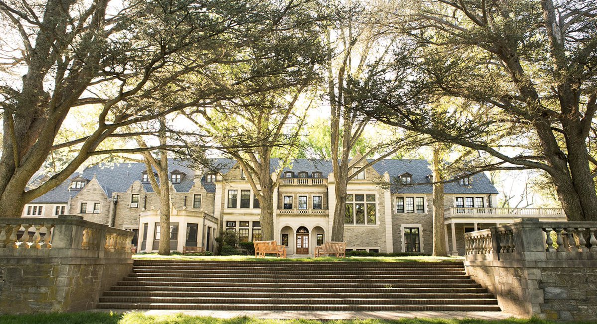 3) Along with an early commitment to education at home, Myron Rolle excelled in sports as a young child.When it came time for high school, Myron was offered a full scholarship to attend "The Hun School" - a prestigious preparatory school in Princeton, New Jersey.