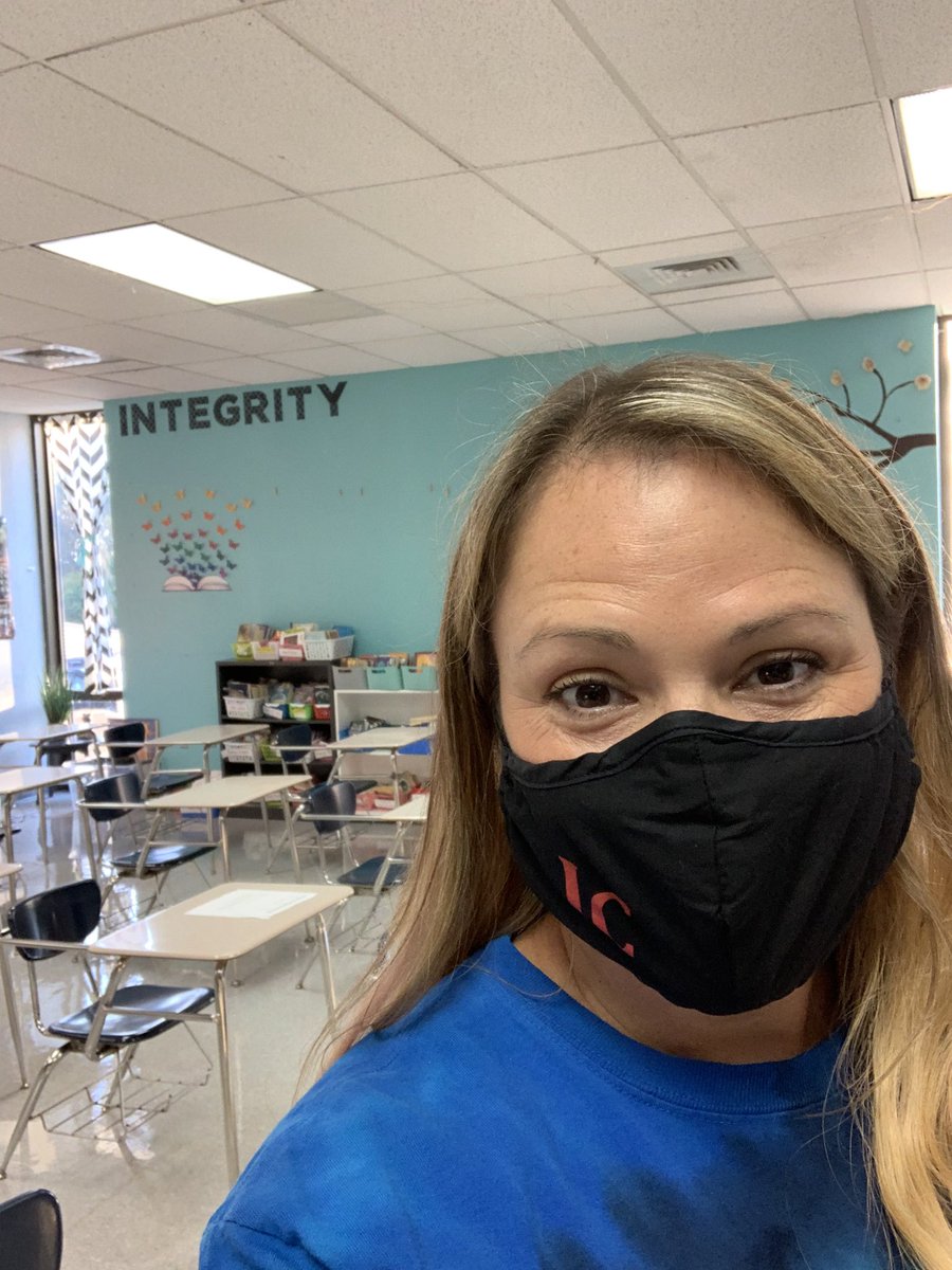 JenWevodau's tweet photo. So happy to be back in the classroom! Met half of our team today, and I am looking forward to meeting the other half tomorrow! @TeamIntegrity5  @SASD_IC @IndianValley_EF https://t.co/aWdzDRQF4N