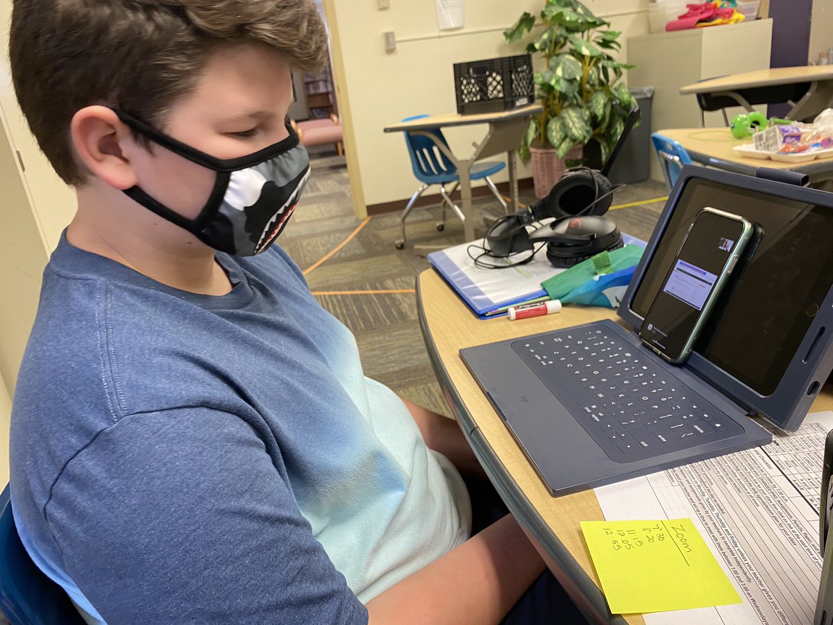 GilpatrickED's tweet photo. Great day at Quest South!! Best part is ALL my teens showed up and I witnessed how hard my son works!!!❤️my job! https://t.co/dtxmdL97TA