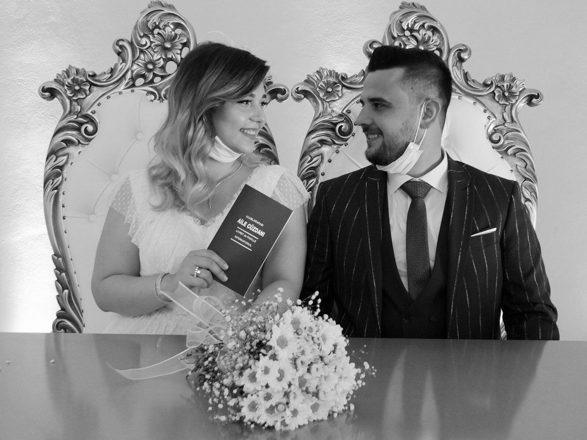 winewomann's tweet photo. @SoruSorarim Bakışım şu şekildir😍 https://t.co/eWURvngs7q