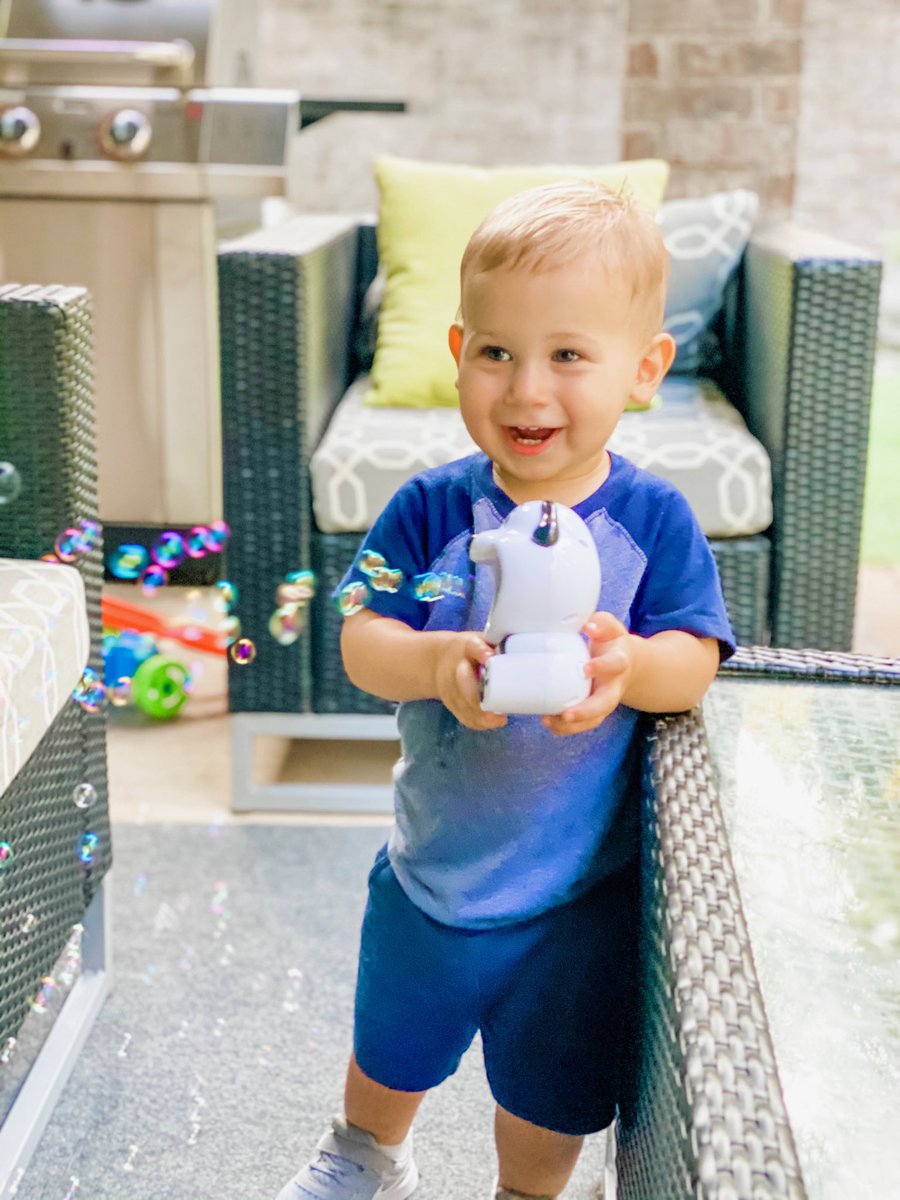 mikepreston83's tweet photo. P3’s surprised/excited to learn he turned 20 months today, and that ⁦@GatorsFB⁩ is only 18 days away! Thanks Mom (⁦⁦⁦@AnneImanuel⁩ ) for the new bubble machine!!! https://t.co/LOit8hJJFP