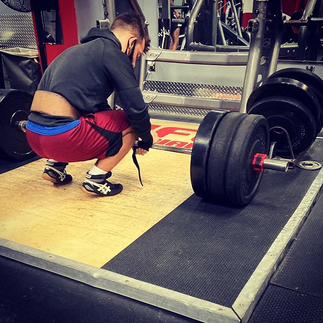 SagePhilips7's tweet photo. The key to putting in work and getting results?
Through good workouts and bad workouts.
Consistency.
#ifc
#indianafitnessclub
#deadlift
#bodybuilding
#gym
#ringwizard
#bodywizard https://t.co/c6zWXKIpHK