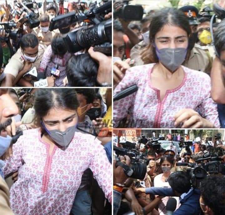 BabaYag65625292's tweet image. #ShameOnZeeNews Those who are having any sympathy with #RheaChakraborty by looking her pic surrounded by media people MUST SEE pic of 77 years old father who lost his young son. 
So don’t play victim card with us.Common men are not fool,we will expose hypocrisy.
#StandForSSR